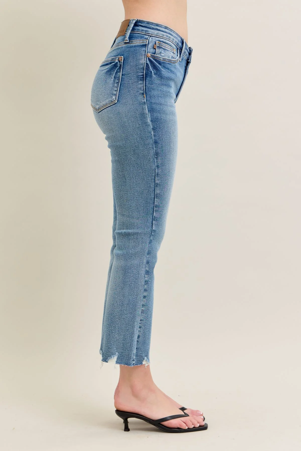 Judy Blue Vintage Wash Kick Flare Jenas - Image 4